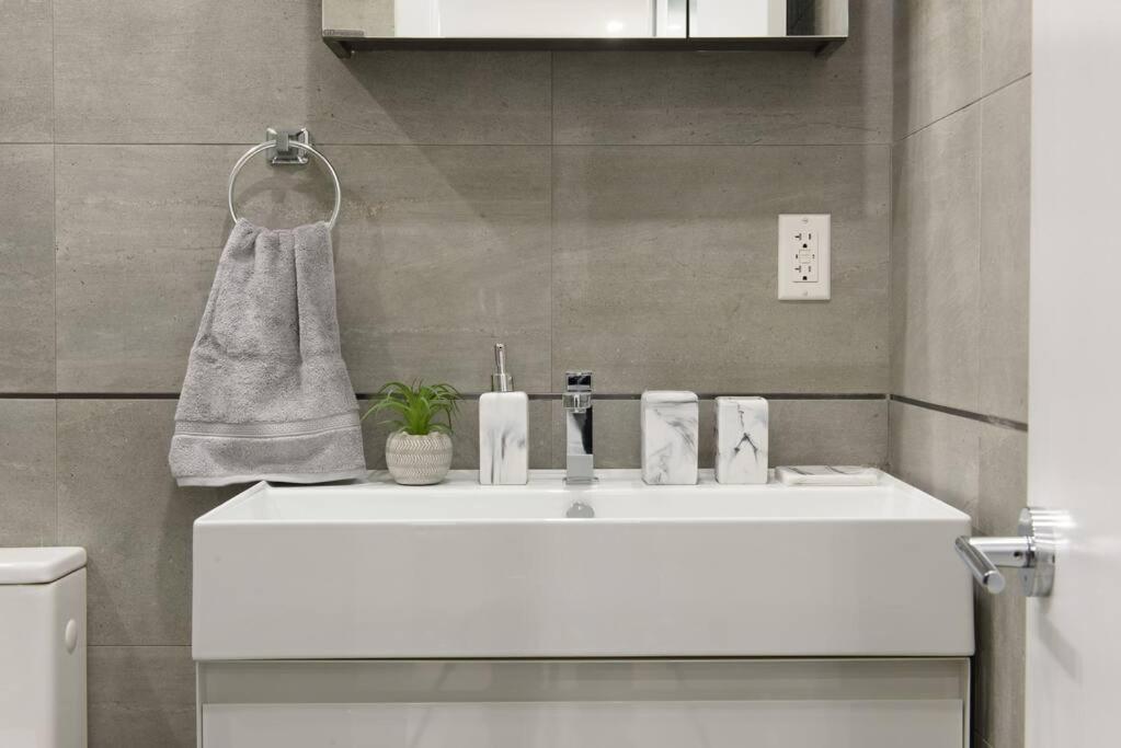 78-1b New 1br Prime Ues Wd In Unit Value Appartement New York