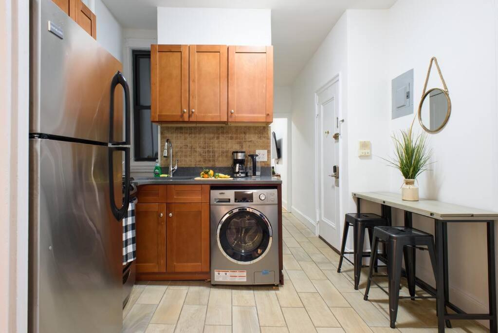 Apartment 1567-1a New 2br Prime Upper East W&d