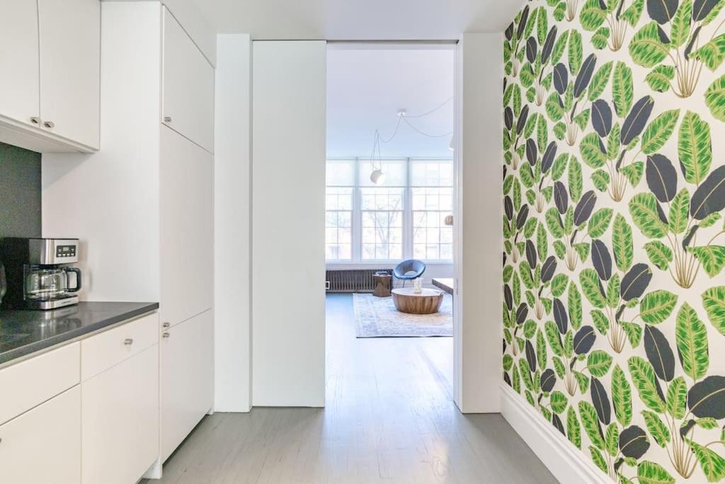 Apartment E10-2 Designer East Village Townhouse 1br W D New York