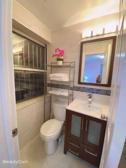 Beautiful 4 Bedroom For Groups Apartment *