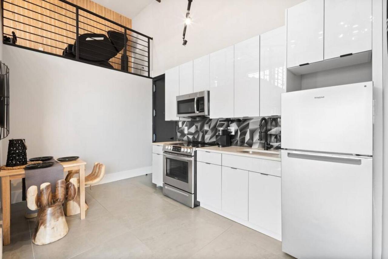 Brooklyn Bay Lofts - Modern Chic With Rooftop Terrace *