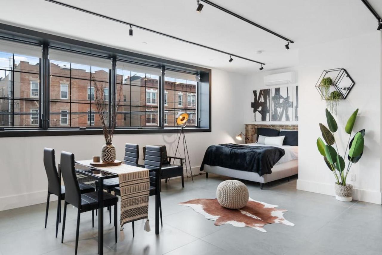 Appartement Deluxe Open Concept Loft With Rooftop & Shore Nearby At 
