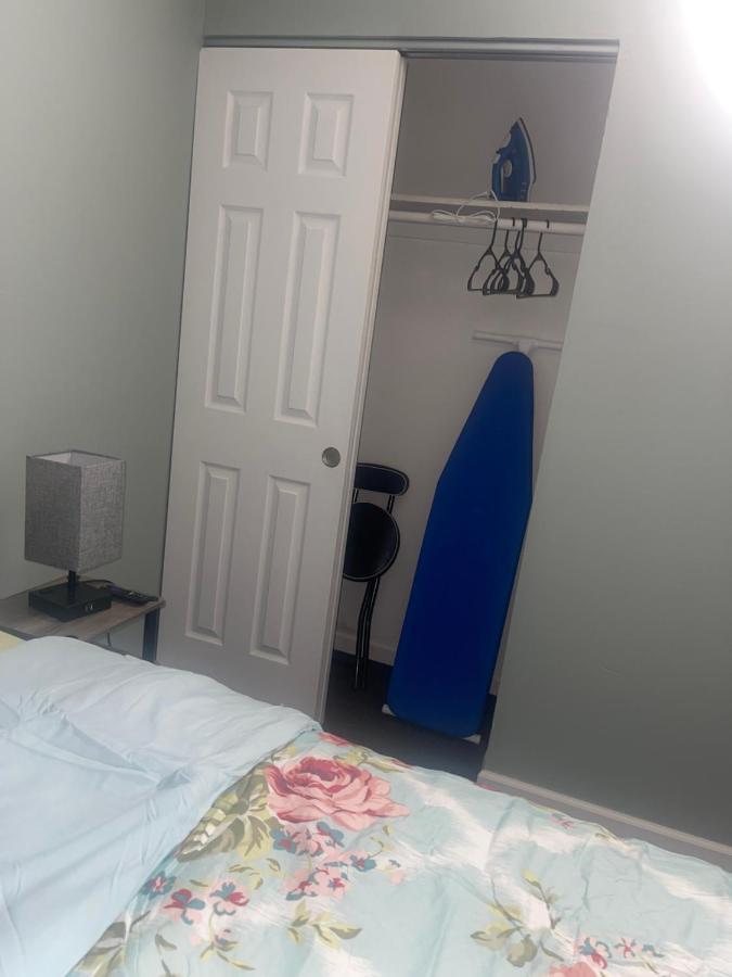 3 Bedroom In Queens, Holiday home *