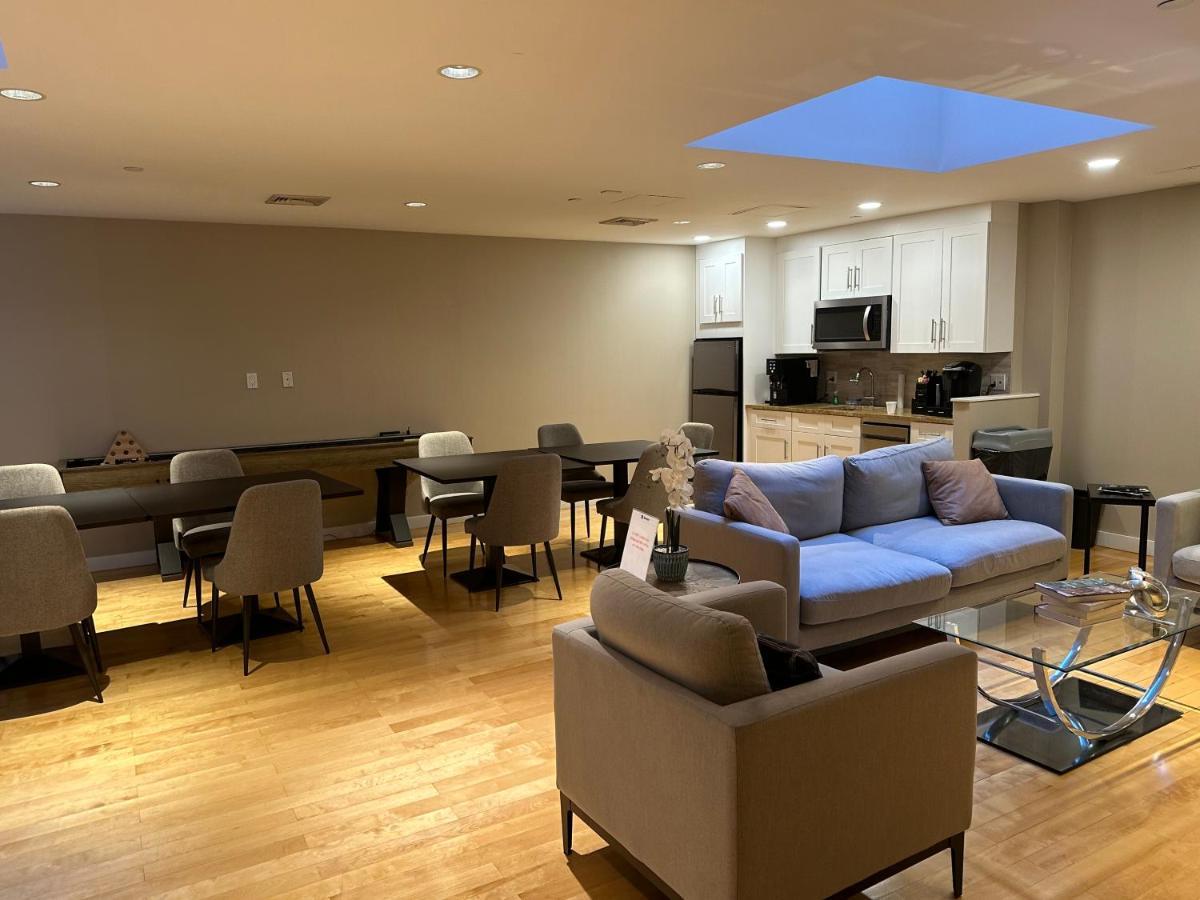 Apartment National At 888 Sixth Avenue - Furnished New York