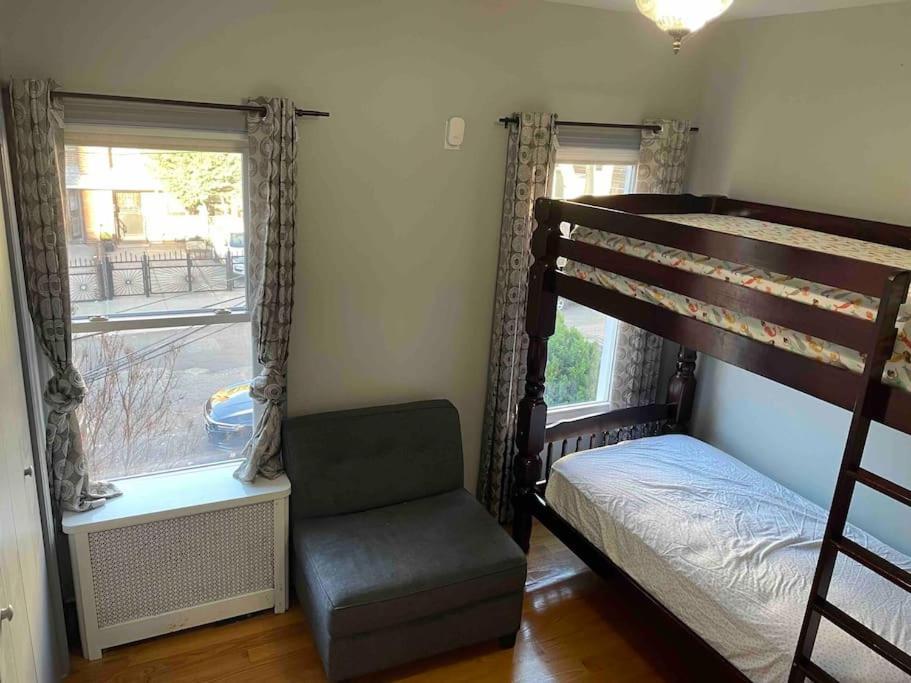 Wonderful 2 Bedroom In The Heart Of Astoria Apartment New York
