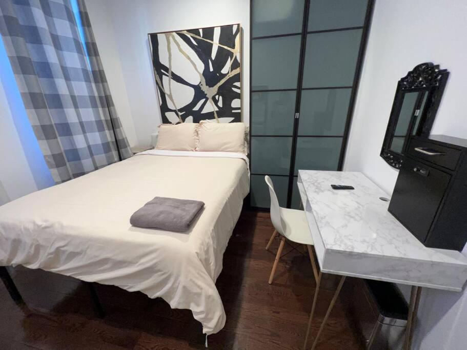 Apartment Sexy Trendy 3 Bedrooms Lower East Side Manhattan