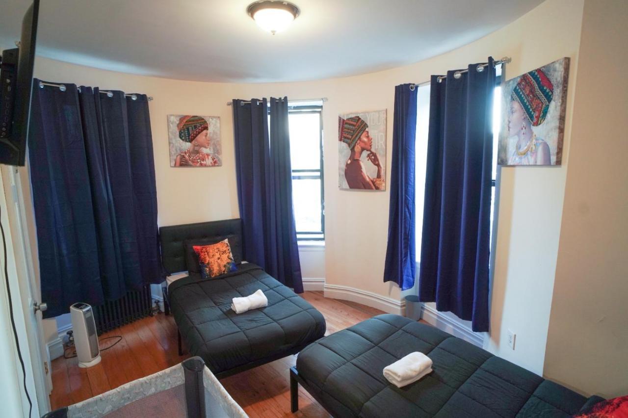 Oasis Ii: Central Harlem