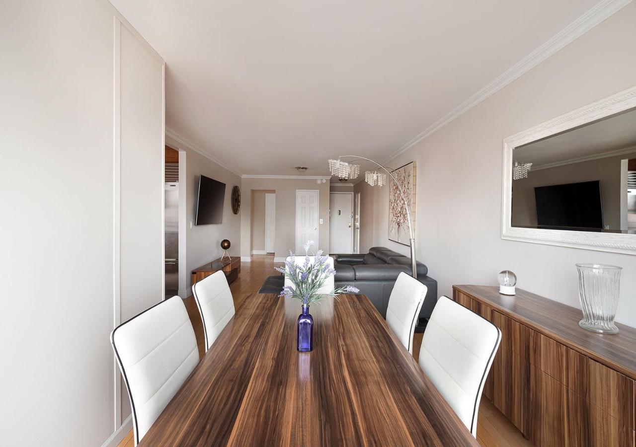 Apartment Luxurious 3 Beds 2 Baths By Park