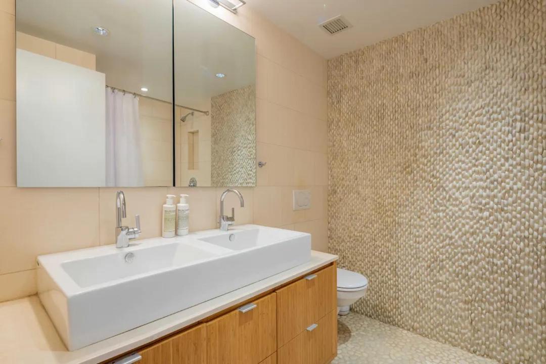 Penthouse Hell's Kitchen Apartment New York