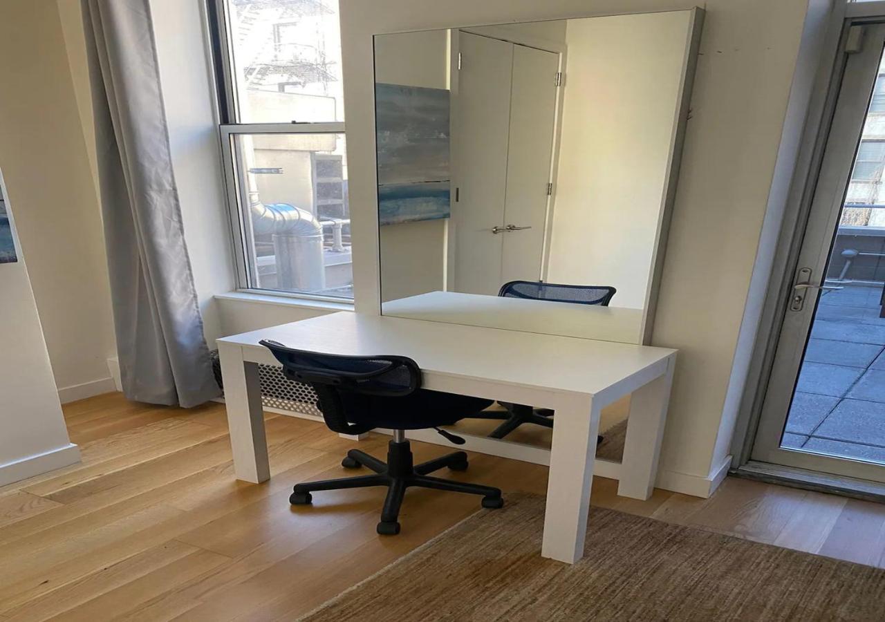 Spacious 2br 2ba In The Heart Of Midtown Manhattan Apartment