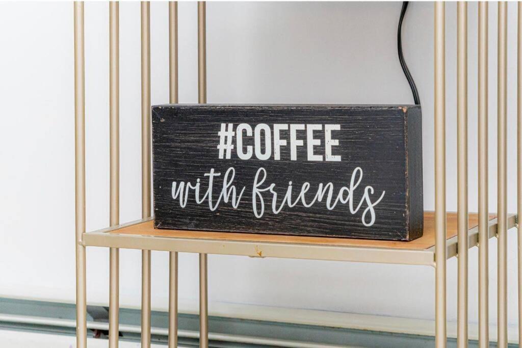 New! Luxury Queen In The Heart Of Brooklyn New York