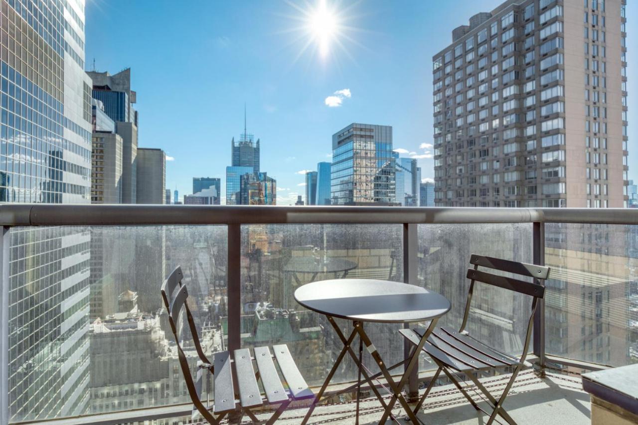 2br Nr Times Sq W Indoor Pool Gym Nyc-49 Apartment *