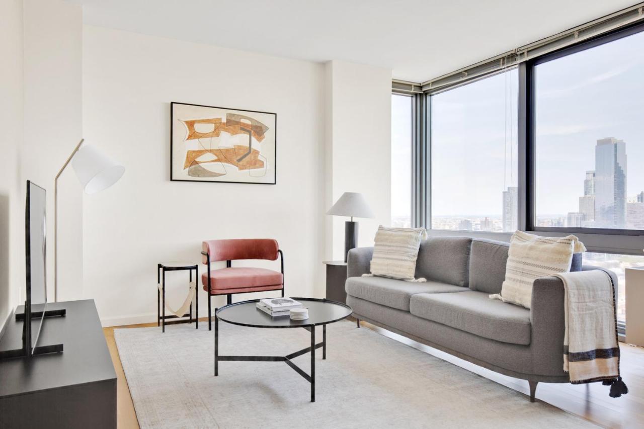 Lic 2br W Wd Elevator Doorman Nr E River Nyc-849 *