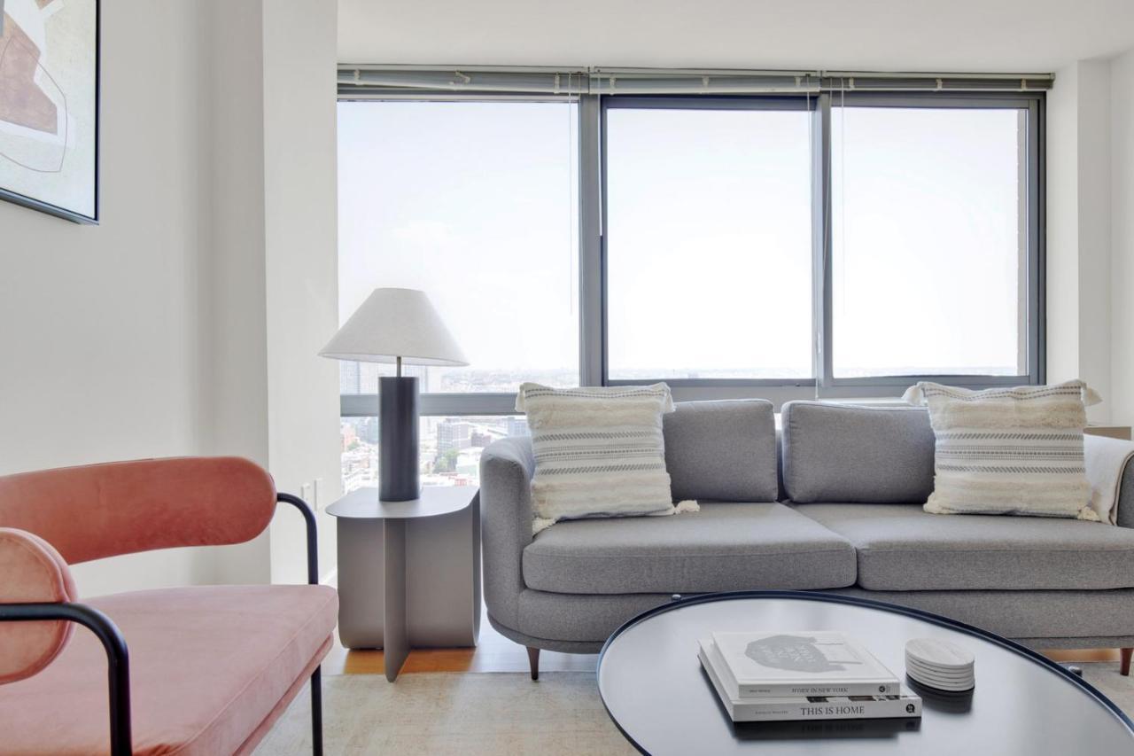 Lic 2br W Wd Elevator Doorman Nr E River Nyc-849 New York