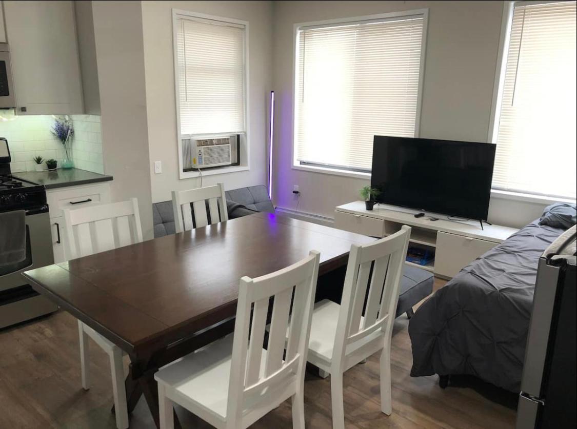 Appartement 145 St Queens Near Jfk, Lga, & Citi Field, Free Parking In The Backyard 646-667-6696