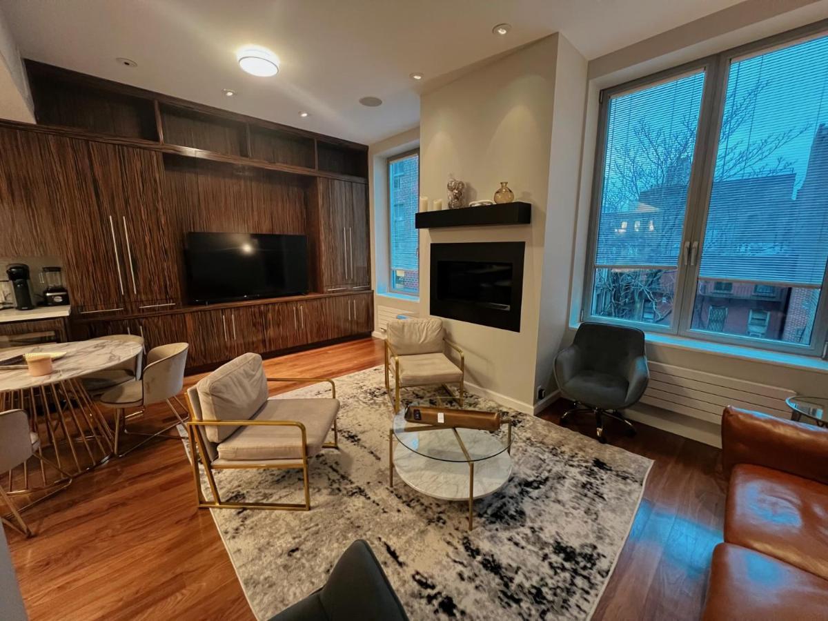 Penthouse Hell's Kitchen Apartment *