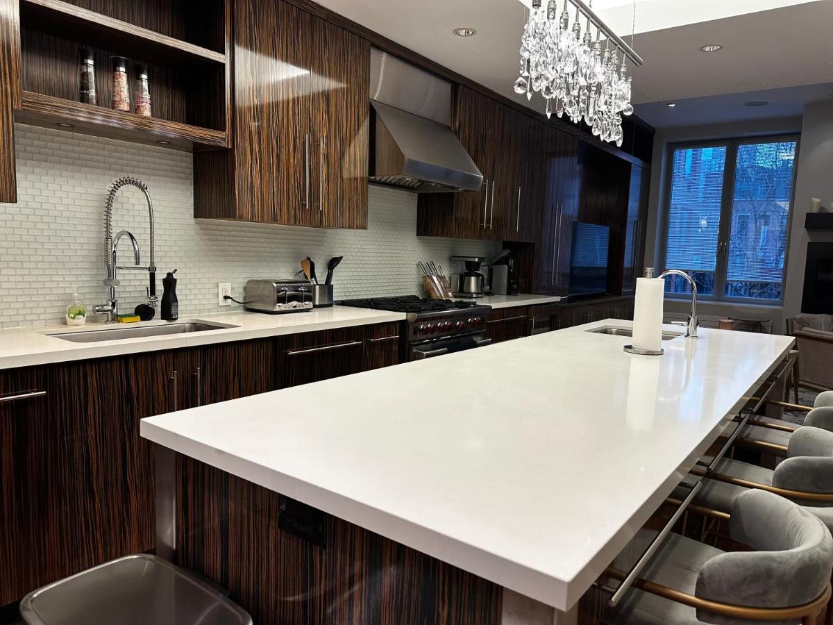 Penthouse Hell's Kitchen Apartment *