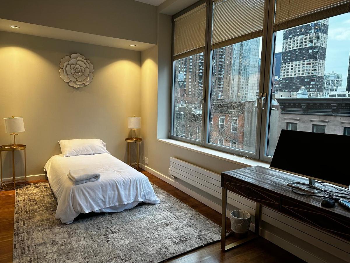 Penthouse Hell's Kitchen Apartment