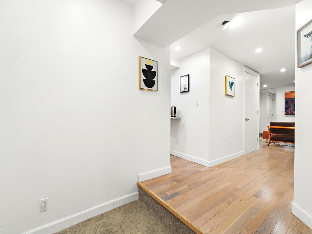 Luxurious 4 Bedroom Townhouse New York