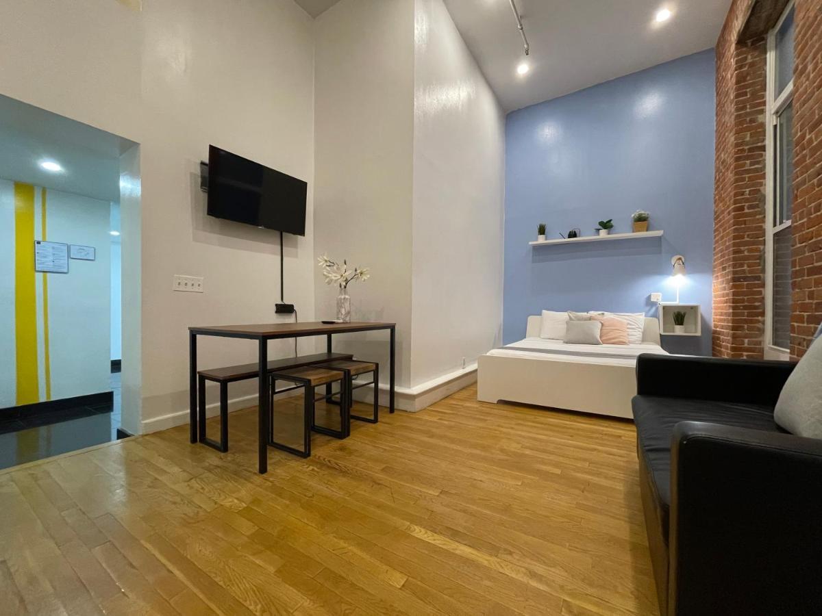 And The City, Empire State Building Appartement *