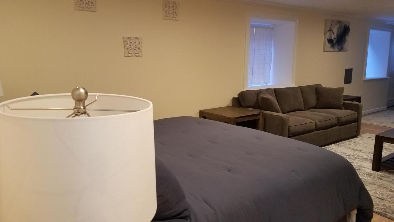 Apartment 1120-1 Comfortable Qualitycribs *