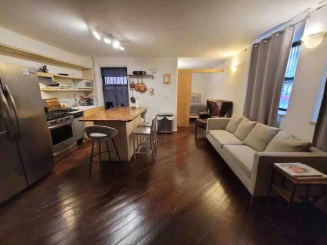 Stylish 2 Bedrooms In Upper Manhattan *
