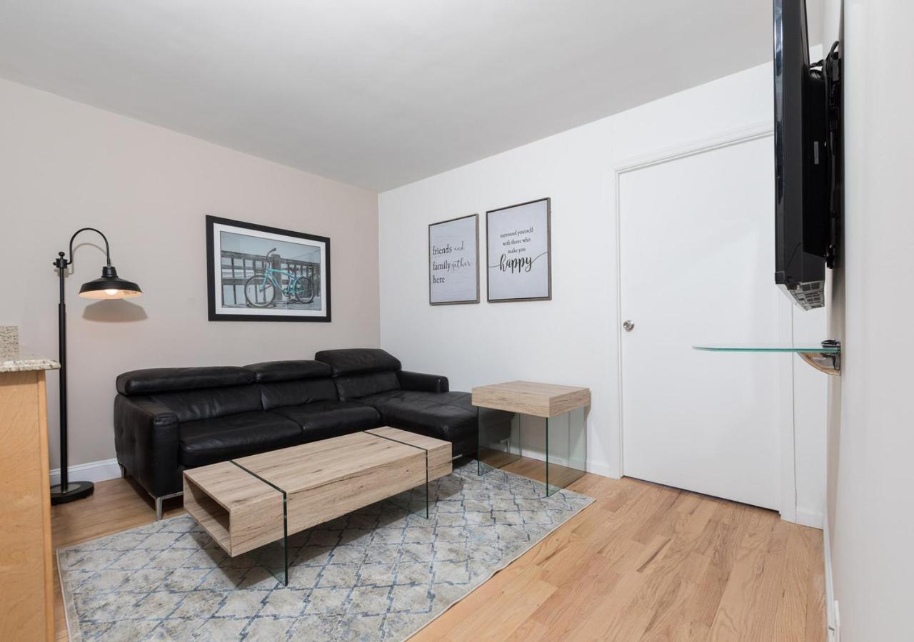 Exotic 2 Bedroom At Upper West Side Apartment *