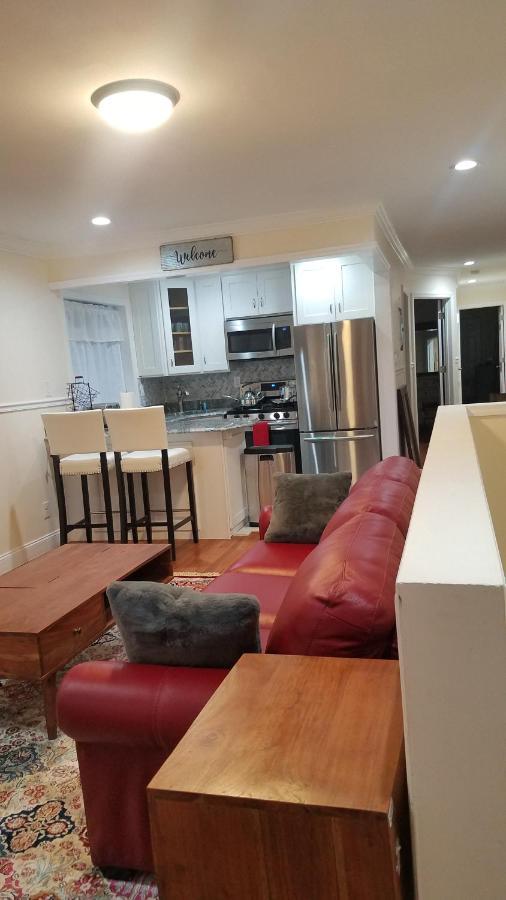 Apartment 1120-1 Comfortable Qualitycribs *