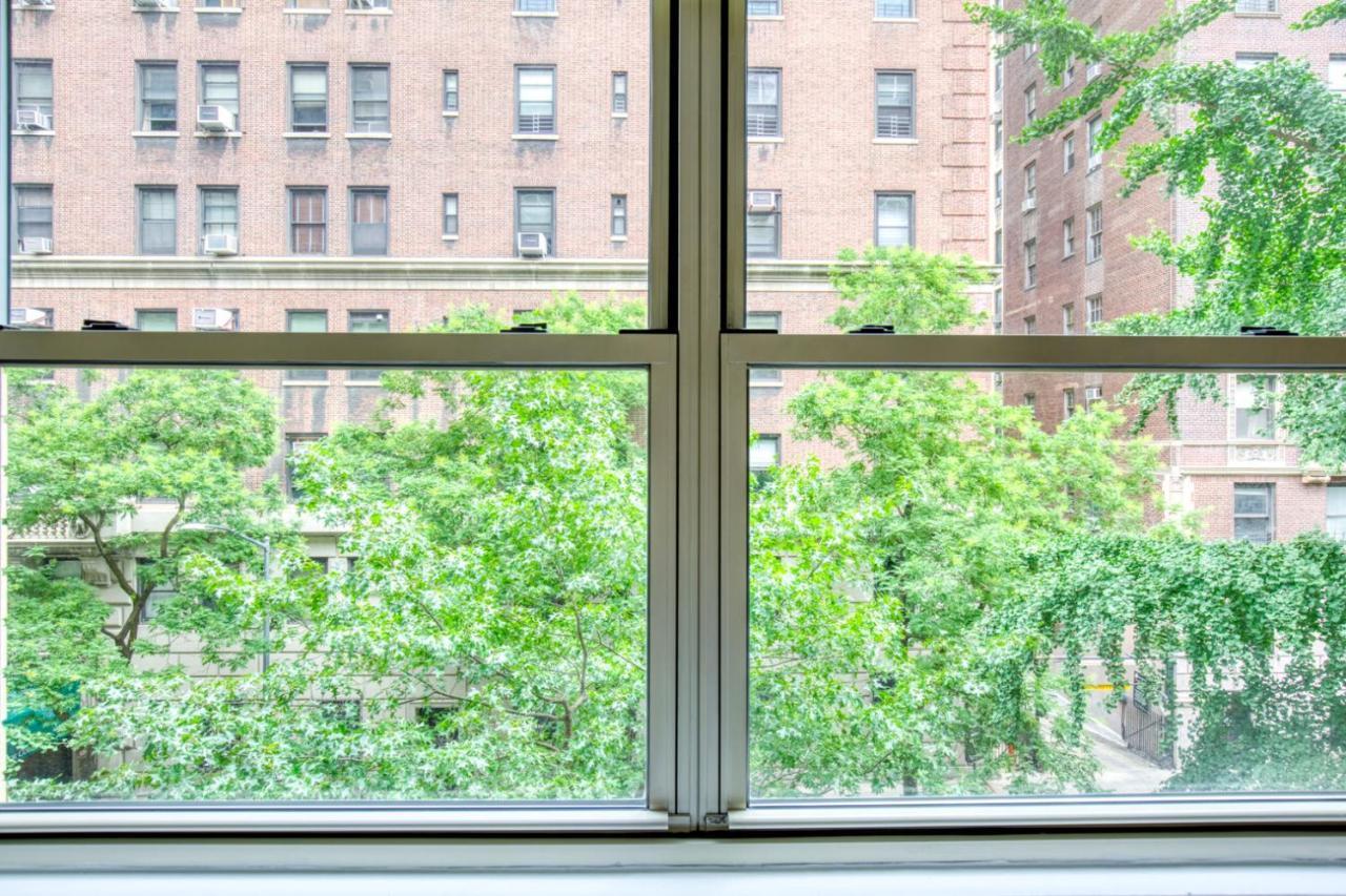 Uws 1br W Elevator Doorman Gym Nr 1 Line Nyc-626 Apartment New York