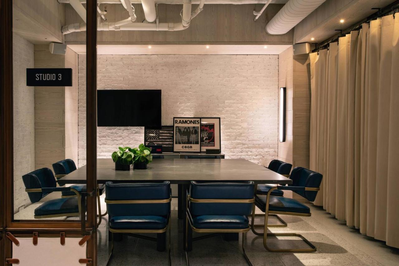 Moxy Nyc Times Square