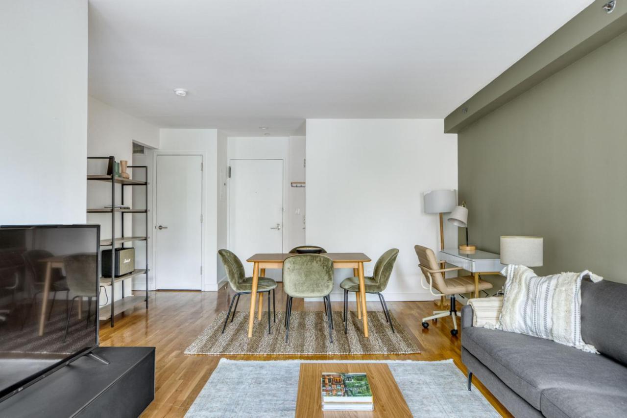 Apartment Chelsea 1br W Gym Balcony Doorman Nyc-33 *