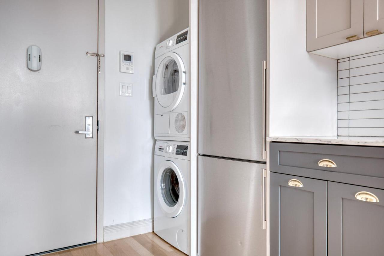 Apartment East Village 2br W Wd Gym Elevator Nr Cafes Nyc-1044 *