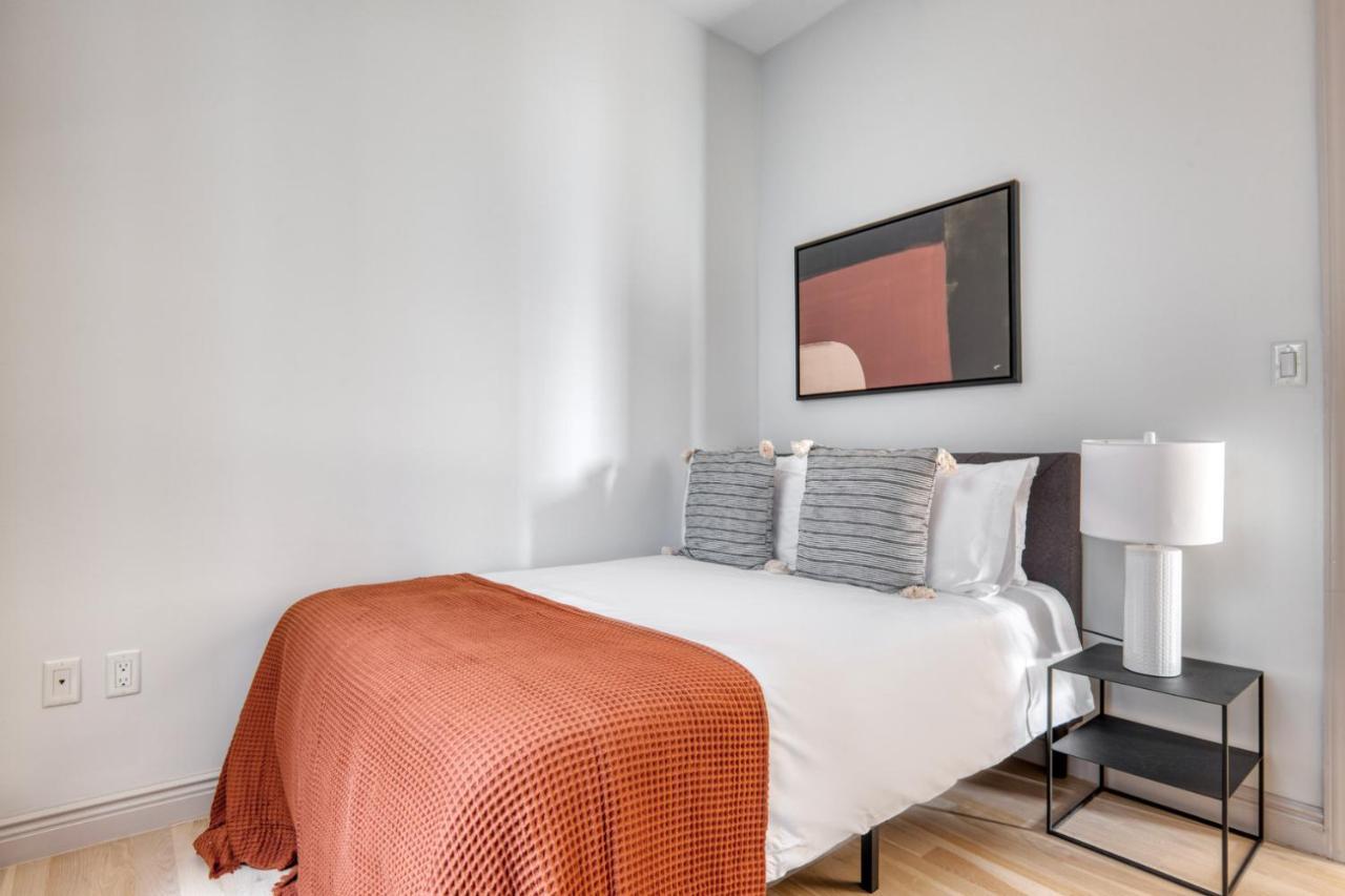 East Village 2br W Wd Gym Elevator Nr Cafes Nyc-1044 Apartment New York