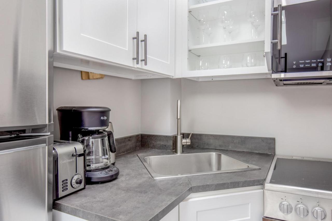 West Village Studio Nr Washington Sq Park Nyc-985