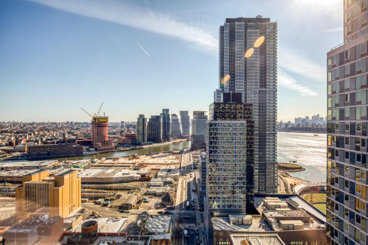 Lic 2br W Wd Elevator Doorman Nr E River Nyc-766 Apartment *