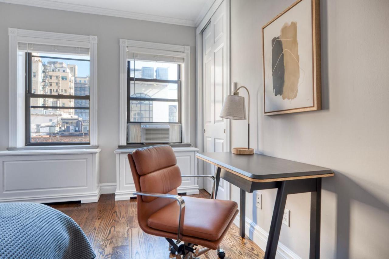 Ues 3br Penthouse W Gym Wd Nr Central Park Nyc-1110