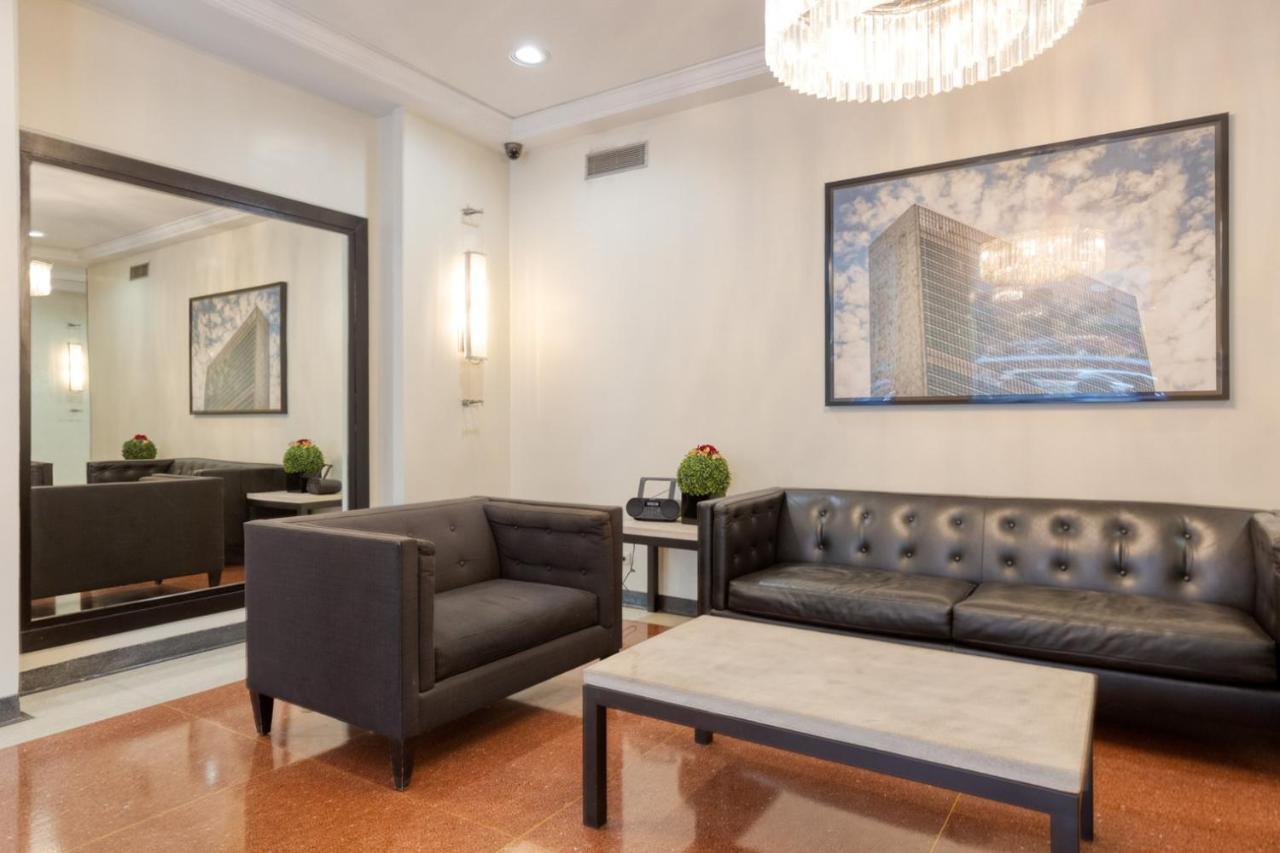 Midtown E 2br W Elevator Doorman Nr Un Nyc-621 Apartment *