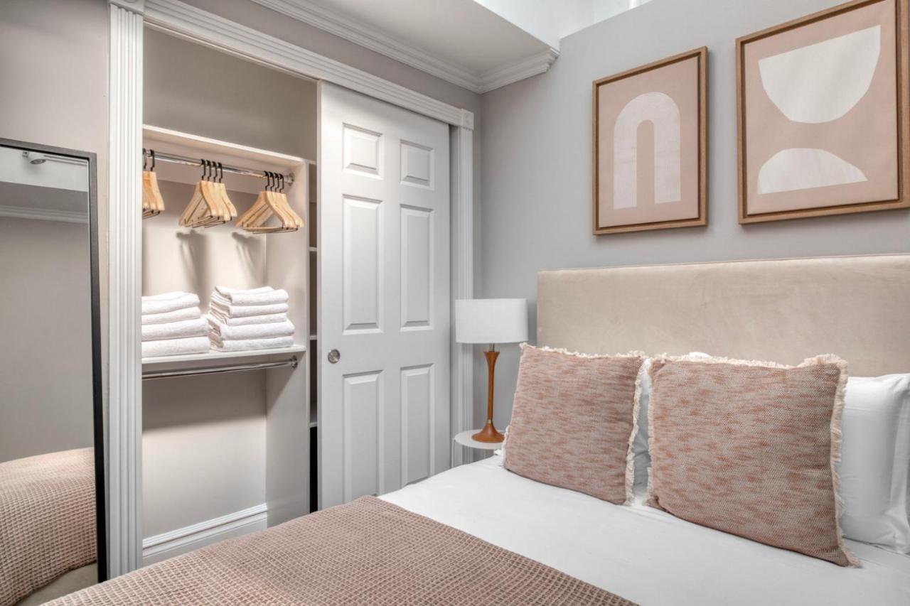 Ues 3br Penthouse W Gym Wd Nr Park Nyc-1110