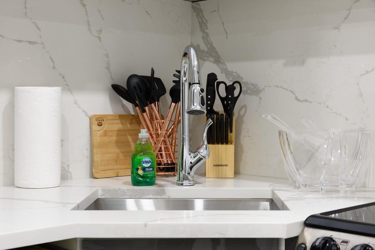 Apartment 78-3b New Junior 1 Bedroom Prime Ues Wd In Unit