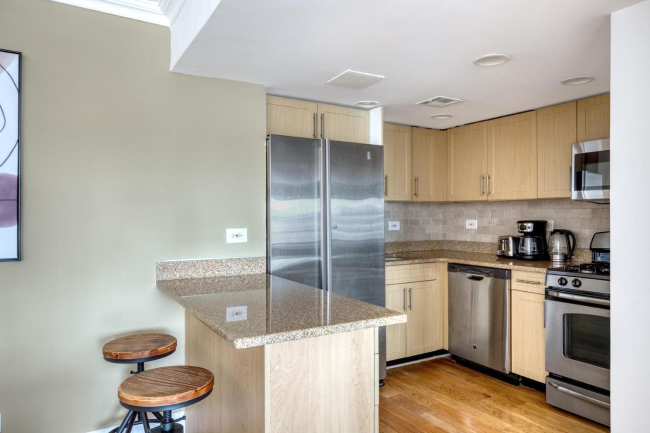 Apartment Lenox Hill 2br W Elevator Doorman Nyc-1011