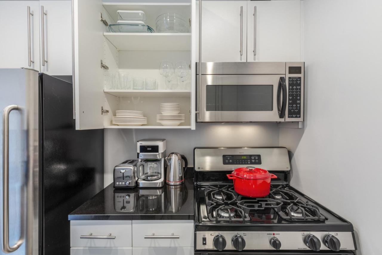 Tribeca 1br W Gym Doorman Garage Parking Nyc-348 Apartment *