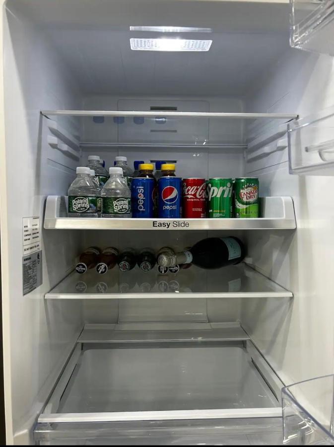 1 Bedroom Beauty In Brooklyn *