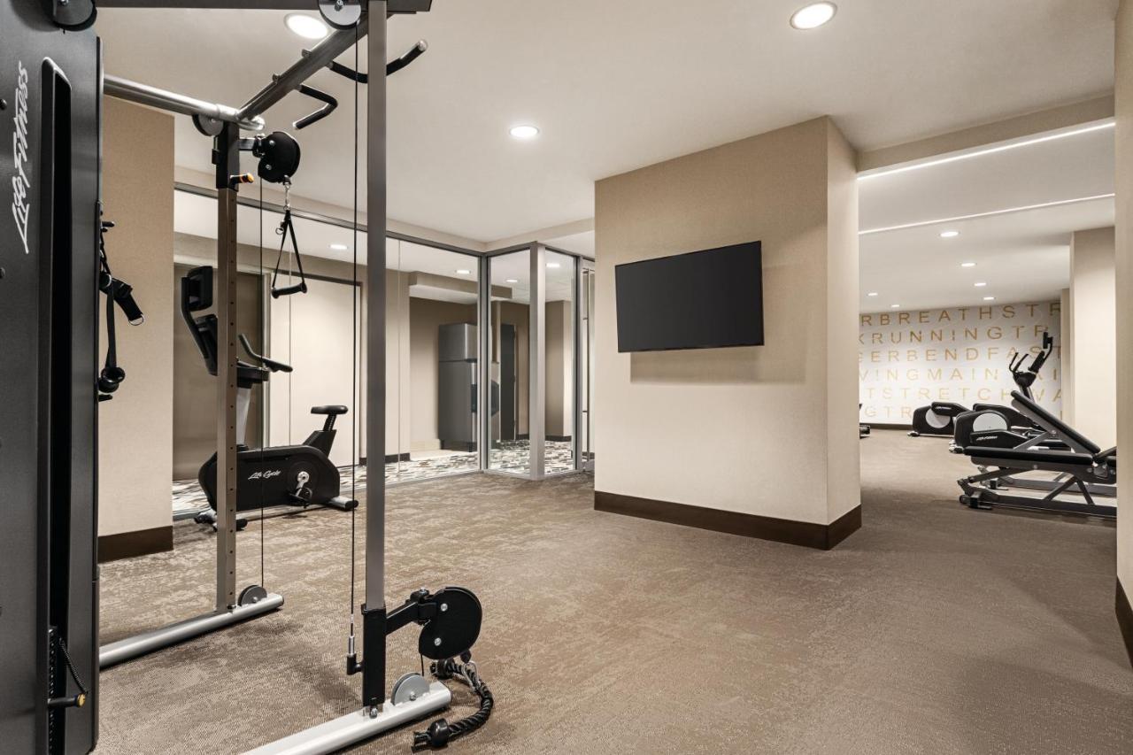 By Marriott Jfk Airport