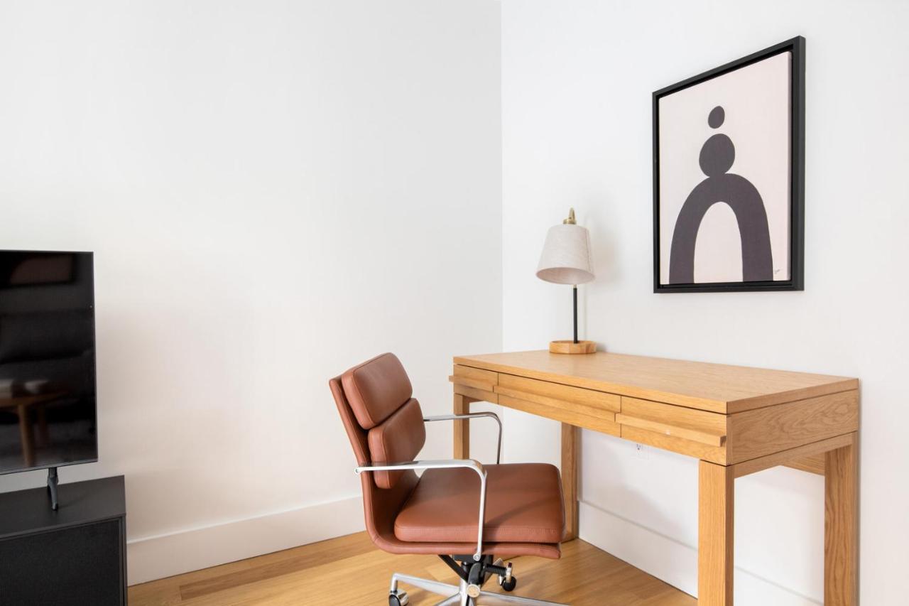 Apartment Fidi Jr 1br W Doorman Gym Nr Wall Street Nyc-1137 *
