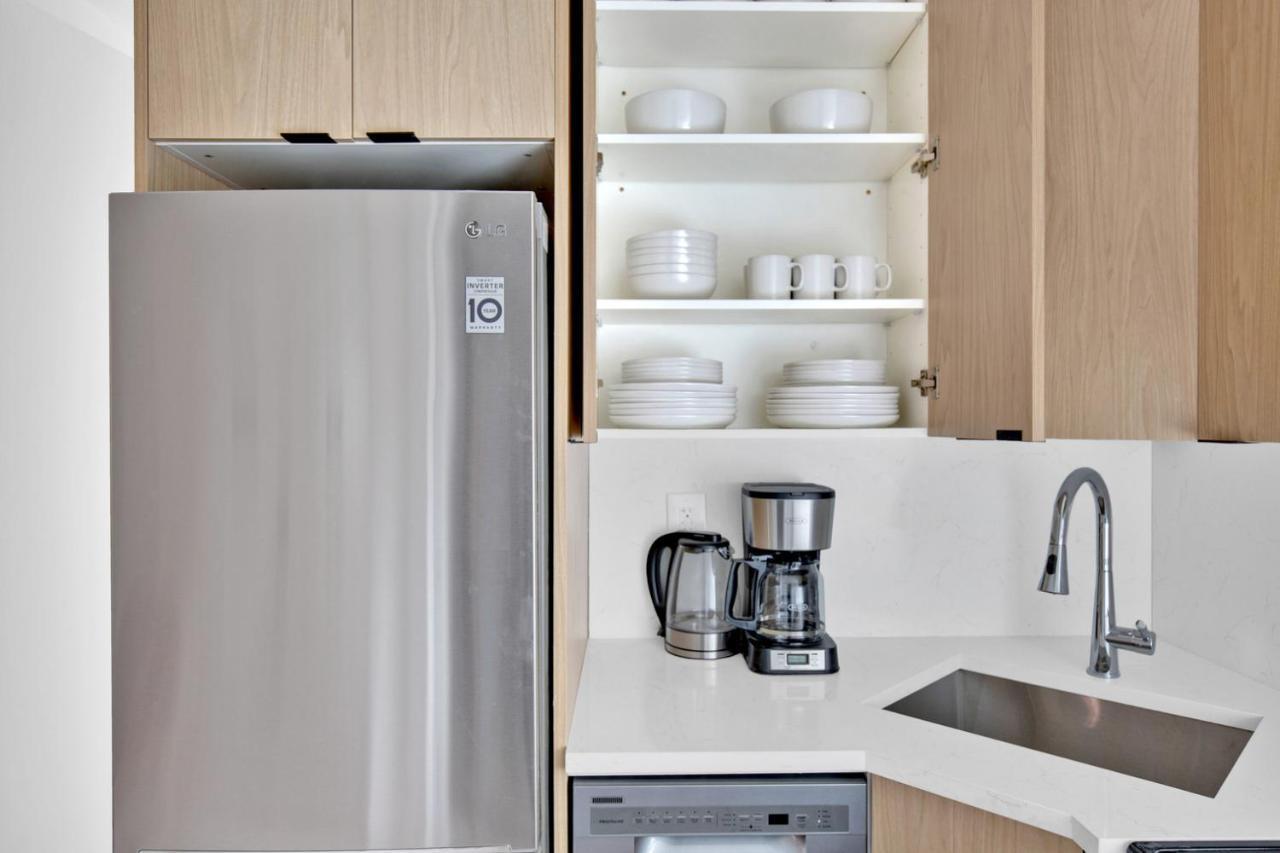 East Village 2br W Wd Nr Union Sq Nyc-939 *