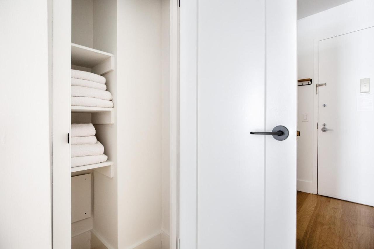Fidi Jr 1br W Doorman Gym Nr Wall Street Nyc-1137 *