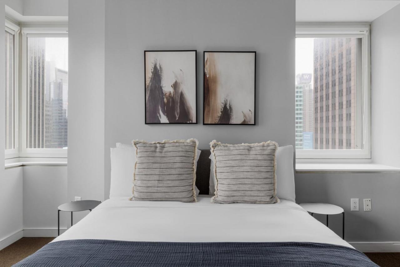 Midtown 1br W Doorman Gym Wd Nr Rock Center Nyc-1128 Apartment