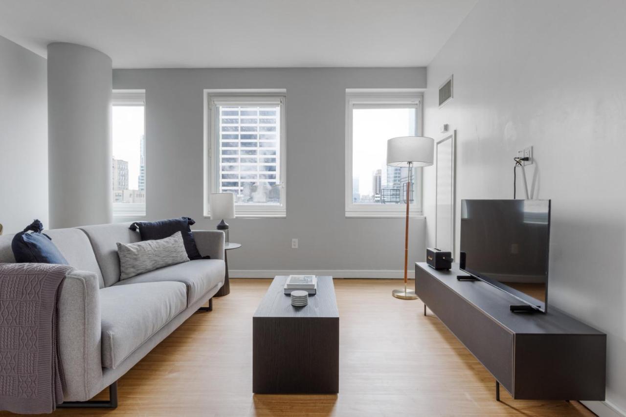 Midtown 1br W Doorman Gym Wd Nr Rock Center Nyc-1128
