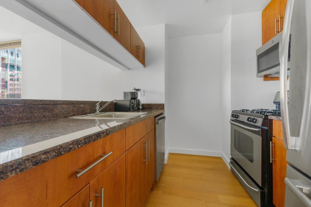 Global Luxury At The Marc Apartment New York