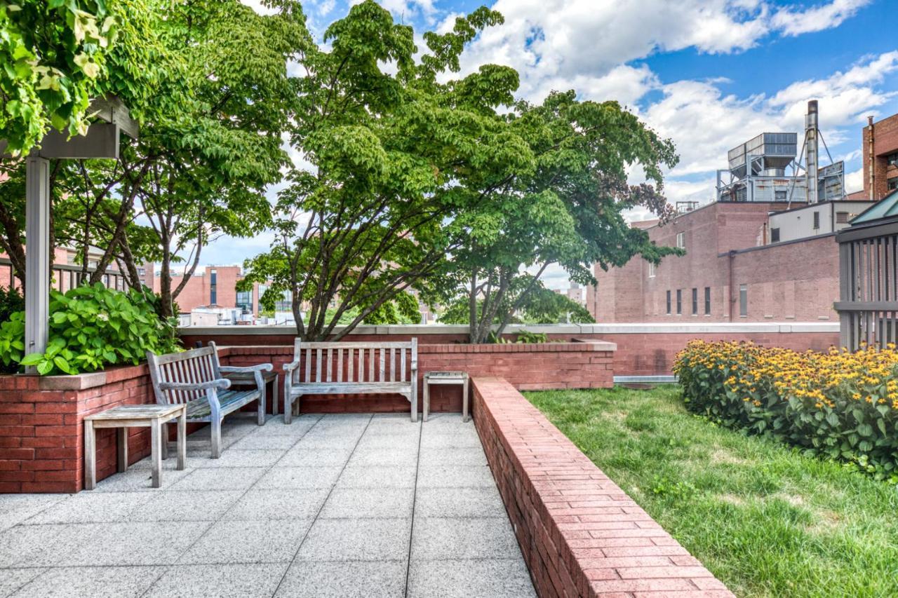 Ues W Elevator Doorman Nr Park Nyc-1038 Apartment New York